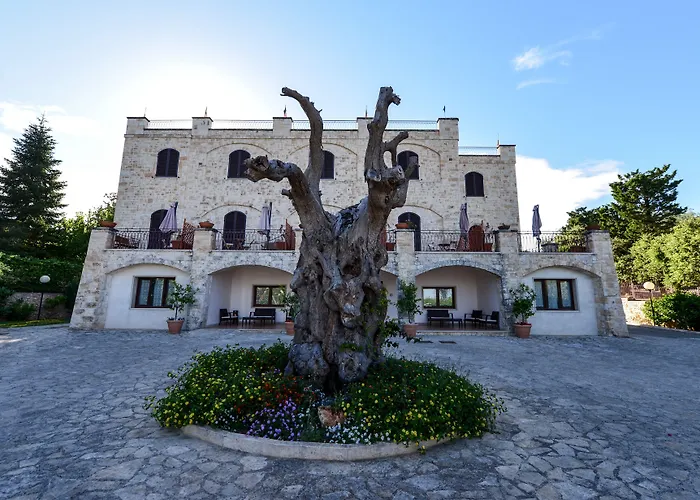 Castel Miramonti Hotel 3*