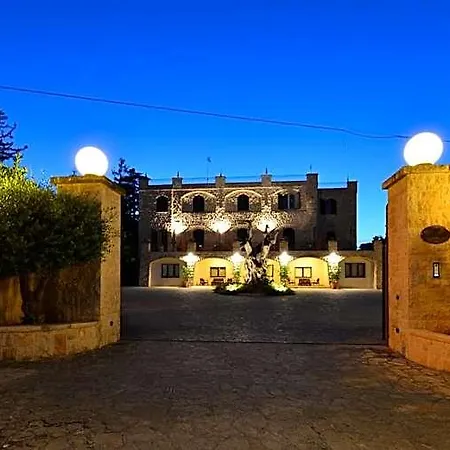 Otel Castel Miramonti 3*