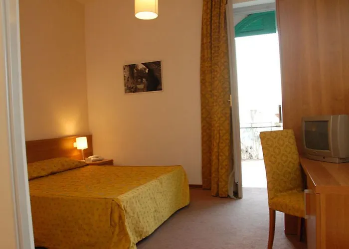 Castel Miramonti 3*